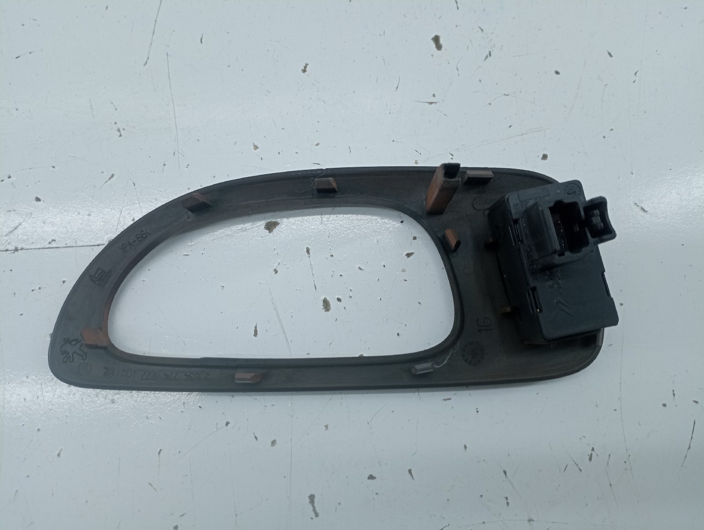 Comutador de vidro traseiro esquerdo PEUGEOT 307 (3A/C) | 00 - 12 Imagem-3