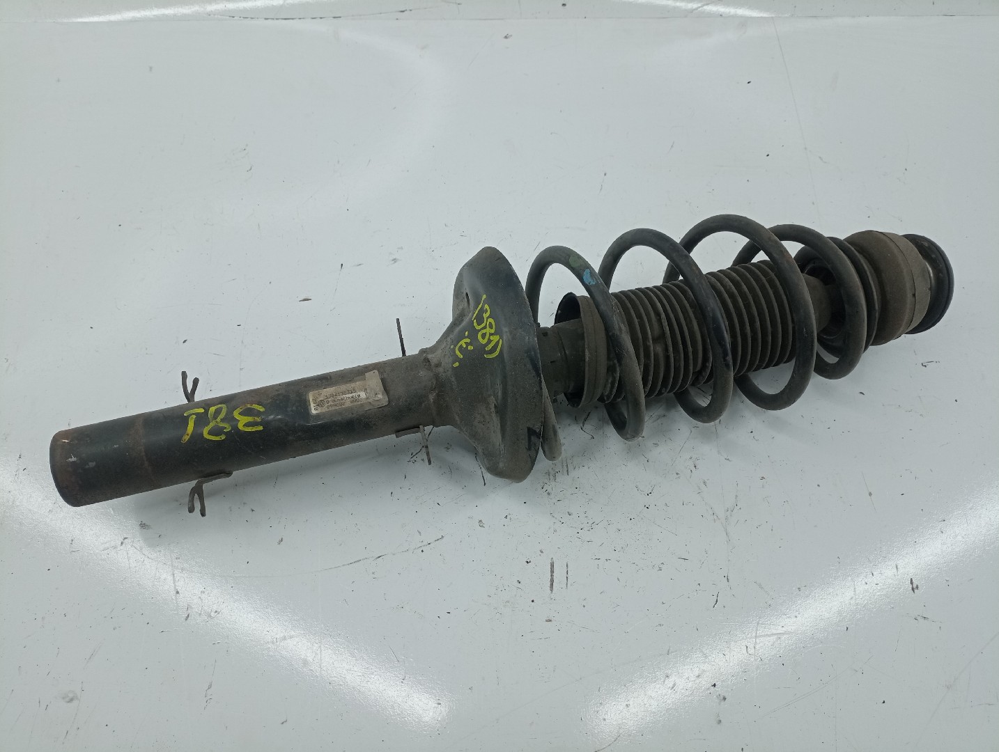 Amortecedor esquerdo VOLKSWAGEN GOLF IV (1J1) | 97 - 07
