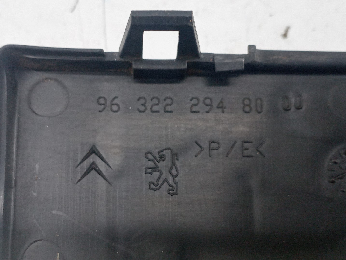 Caixa de fusíveis e relés PEUGEOT 307 (3A/C) | 00 - 12 Imagem-3