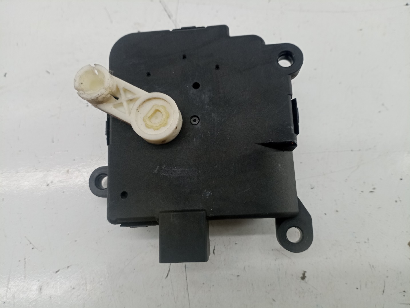Atuador da Climatizaçao / Sofagem  PEUGEOT 307 (3A/C) | 00 - 12 Imagem-2