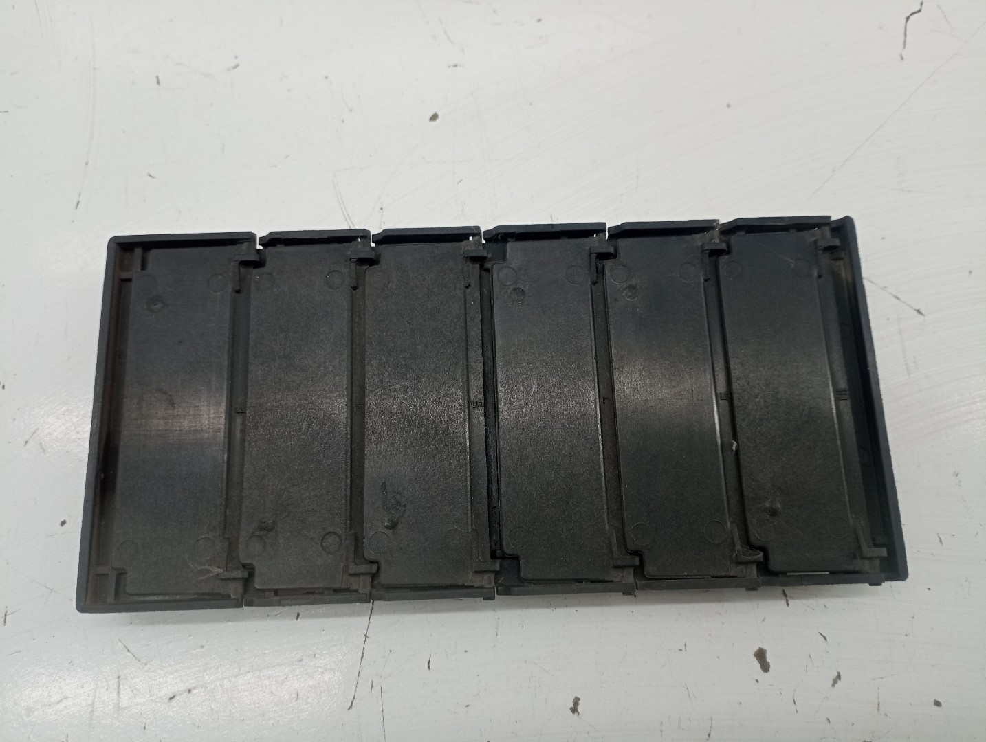 Grelha de radiador PEUGEOT 307 (3A/C) | 00 - 12