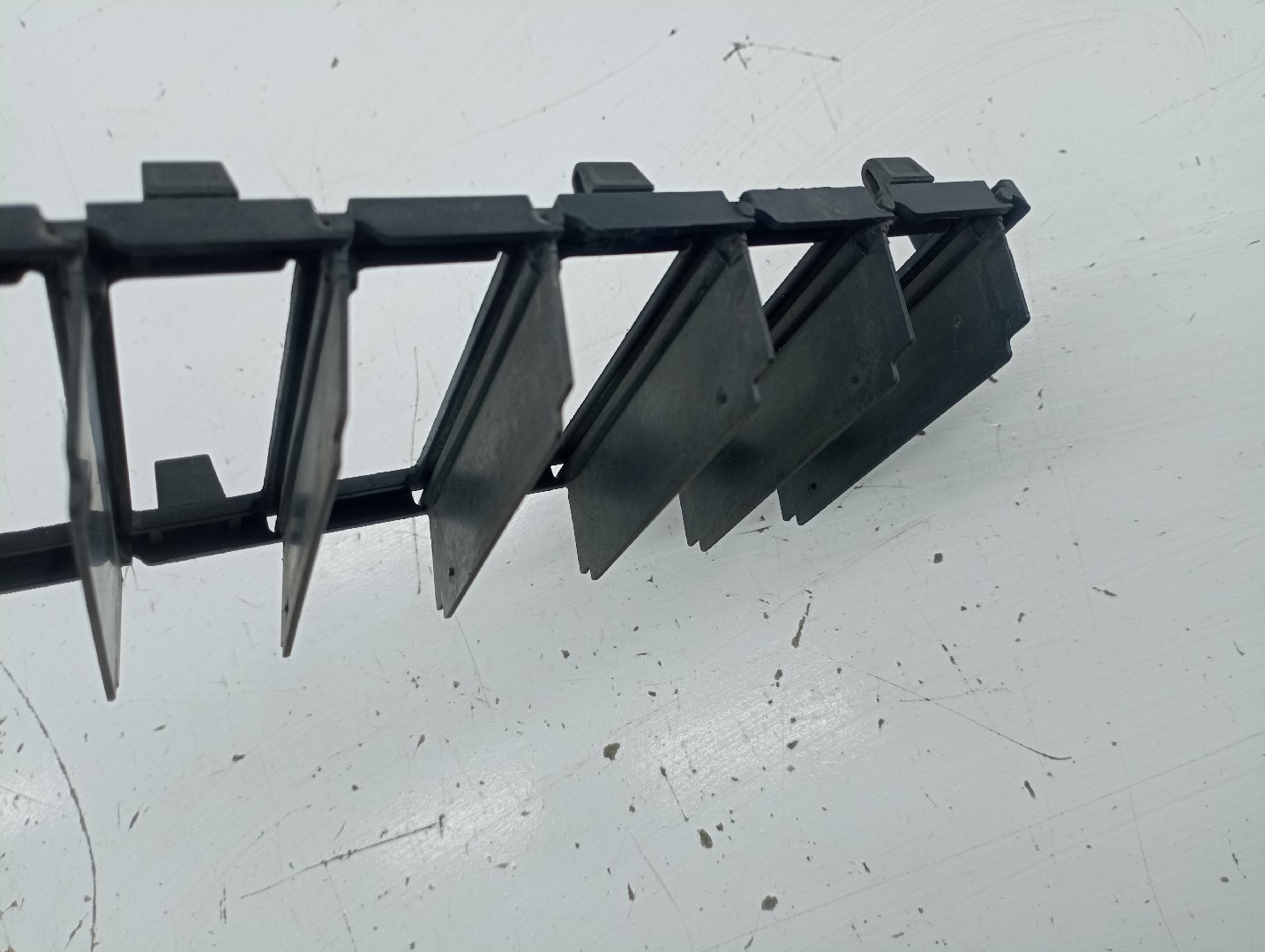 Grelha de radiador PEUGEOT 307 (3A/C) | 00 - 12 Imagem-4