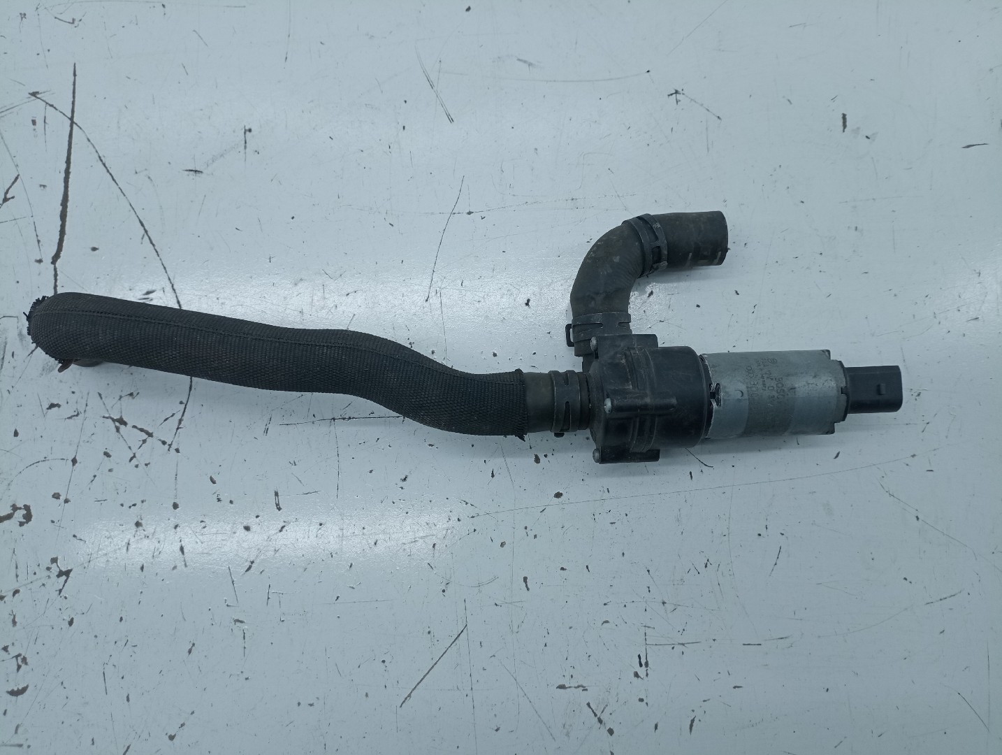 Bomba de água AUDI R8 (422, 423) | 07 - 15