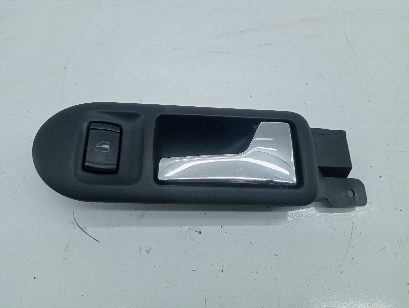 Puxador interior de porta frente direita VOLKSWAGEN GOLF IV (1J1) | 97 - 07