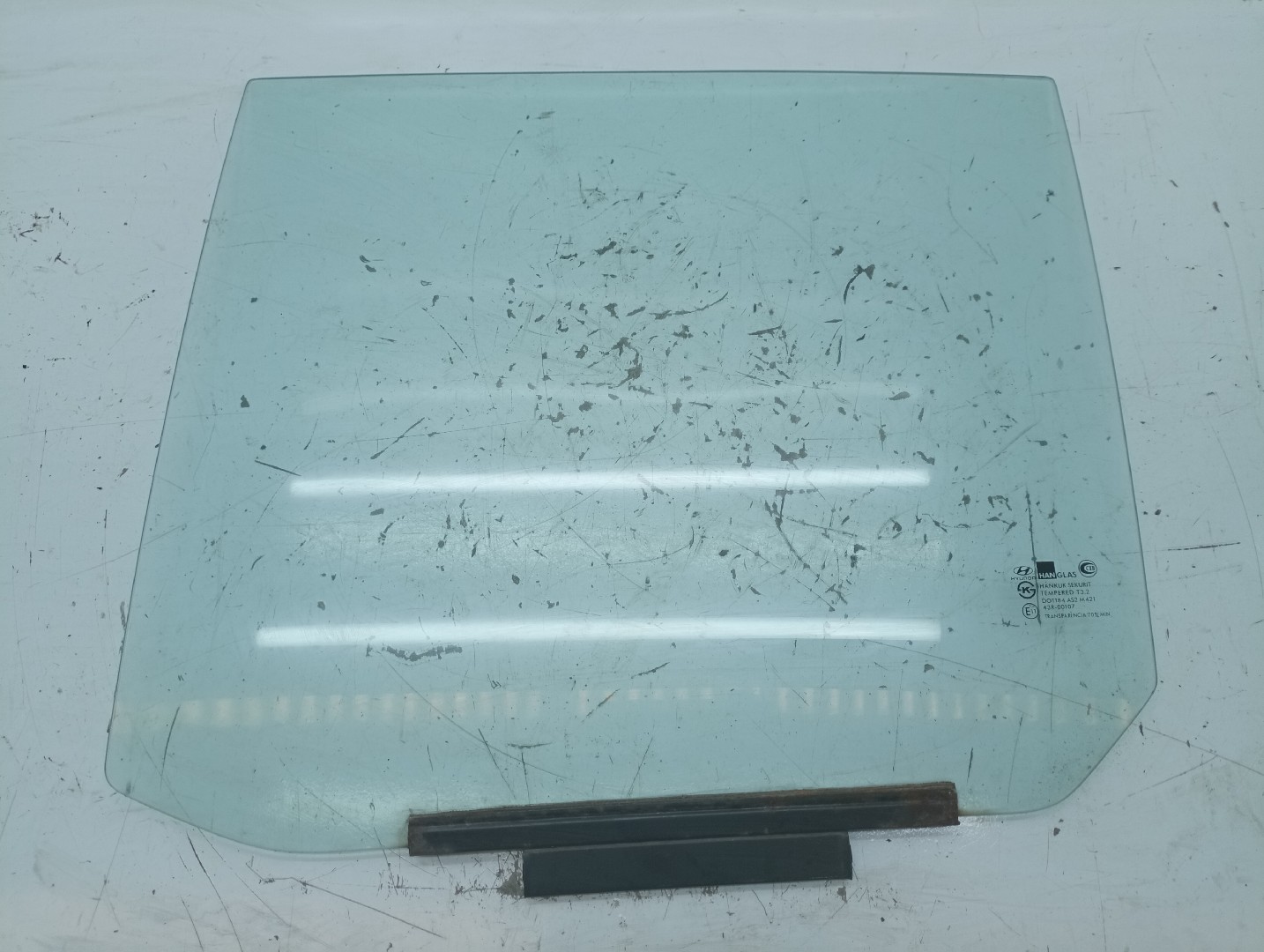 Vidro Porta Tras Esquerdo HYUNDAI GETZ (TB) | 01 - 11