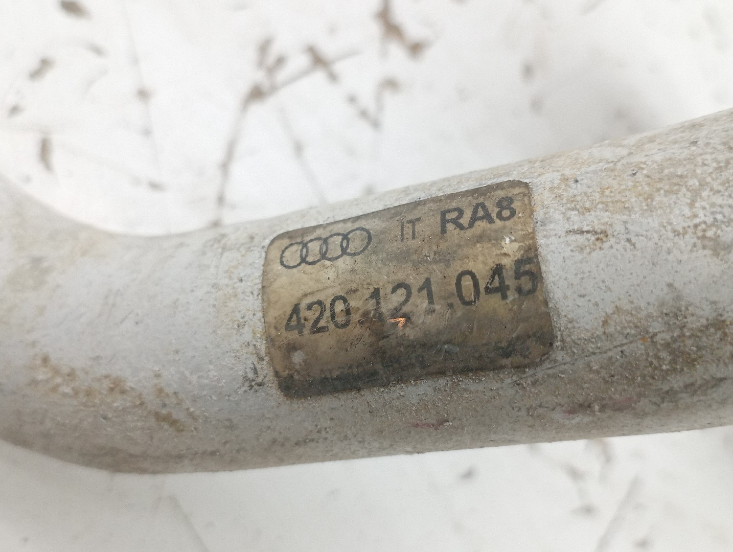 Tubo de Água AUDI R8 (422, 423) | 07 - 15 Imagem-1