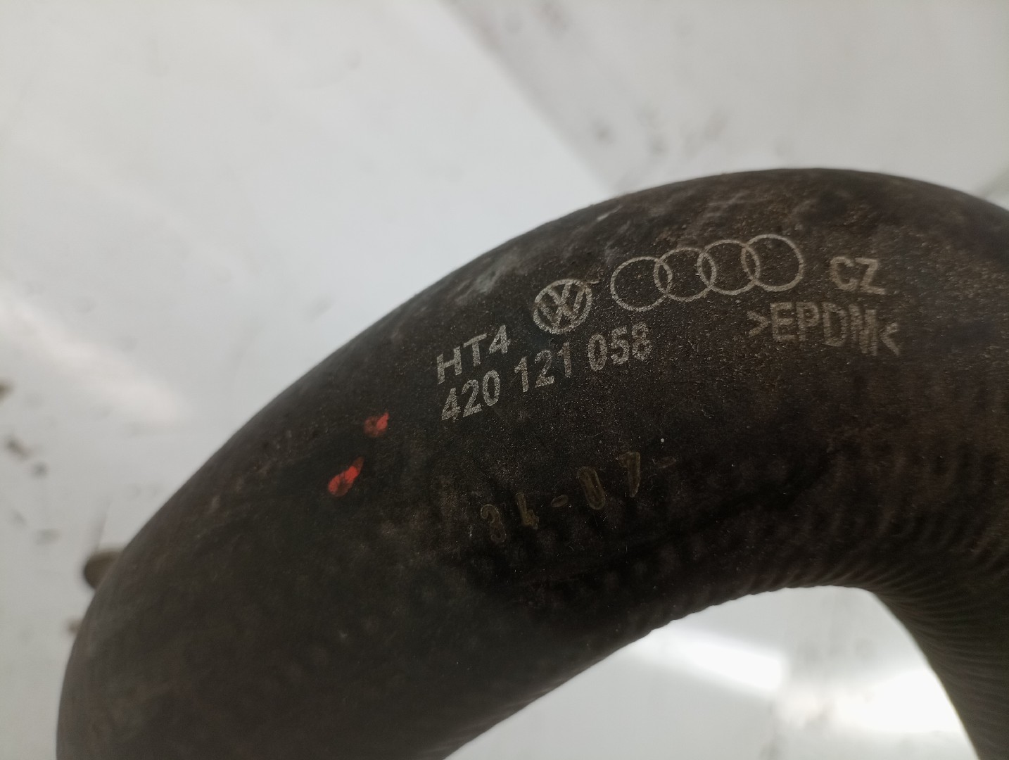 Tubo de Água AUDI R8 (422, 423) | 07 - 15 Imagem-2