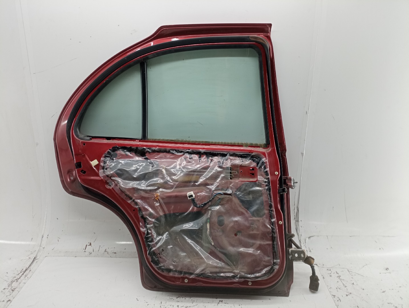 Porta Traseira Esquerda NISSAN ALMERA I (N15) | 95 - 00 Imagem-3