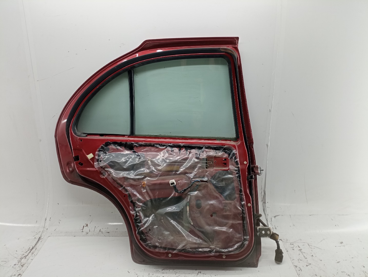 Porta Traseira Esquerda NISSAN ALMERA I (N15) | 95 - 00 Imagem-5