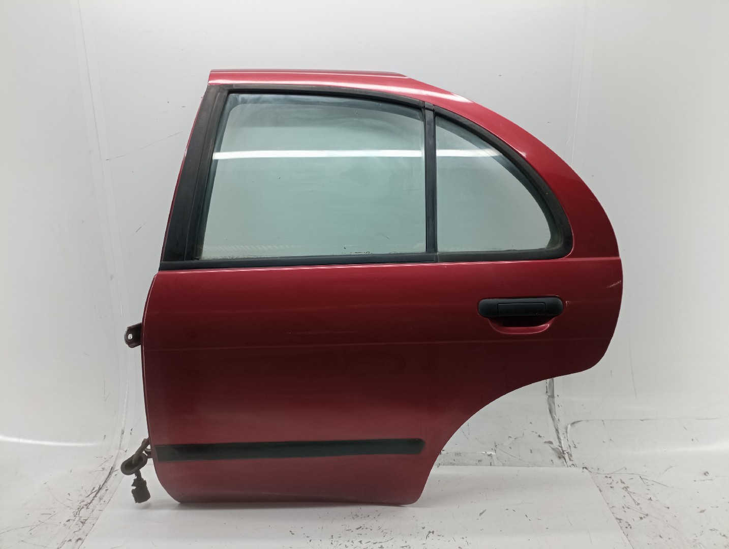 Porta Traseira Esquerda NISSAN ALMERA I (N15) | 95 - 00