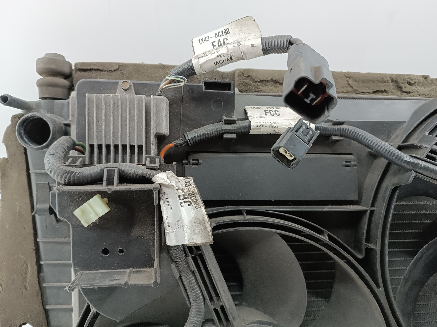 Conj. de 2/3  radiadores c/ TermoVentilador JAGUAR X-TYPE (X400) | 01 - 09 Imagem-7