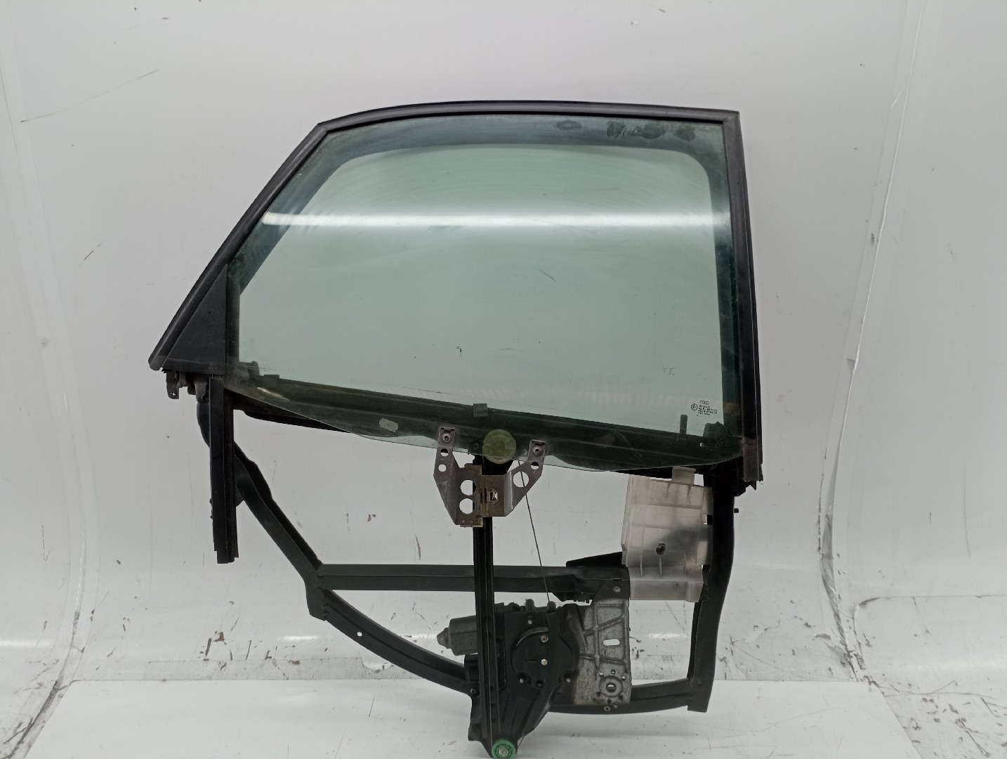 Estrutura de Porta AUDI A4 (8D2, B5) | 94 - 01