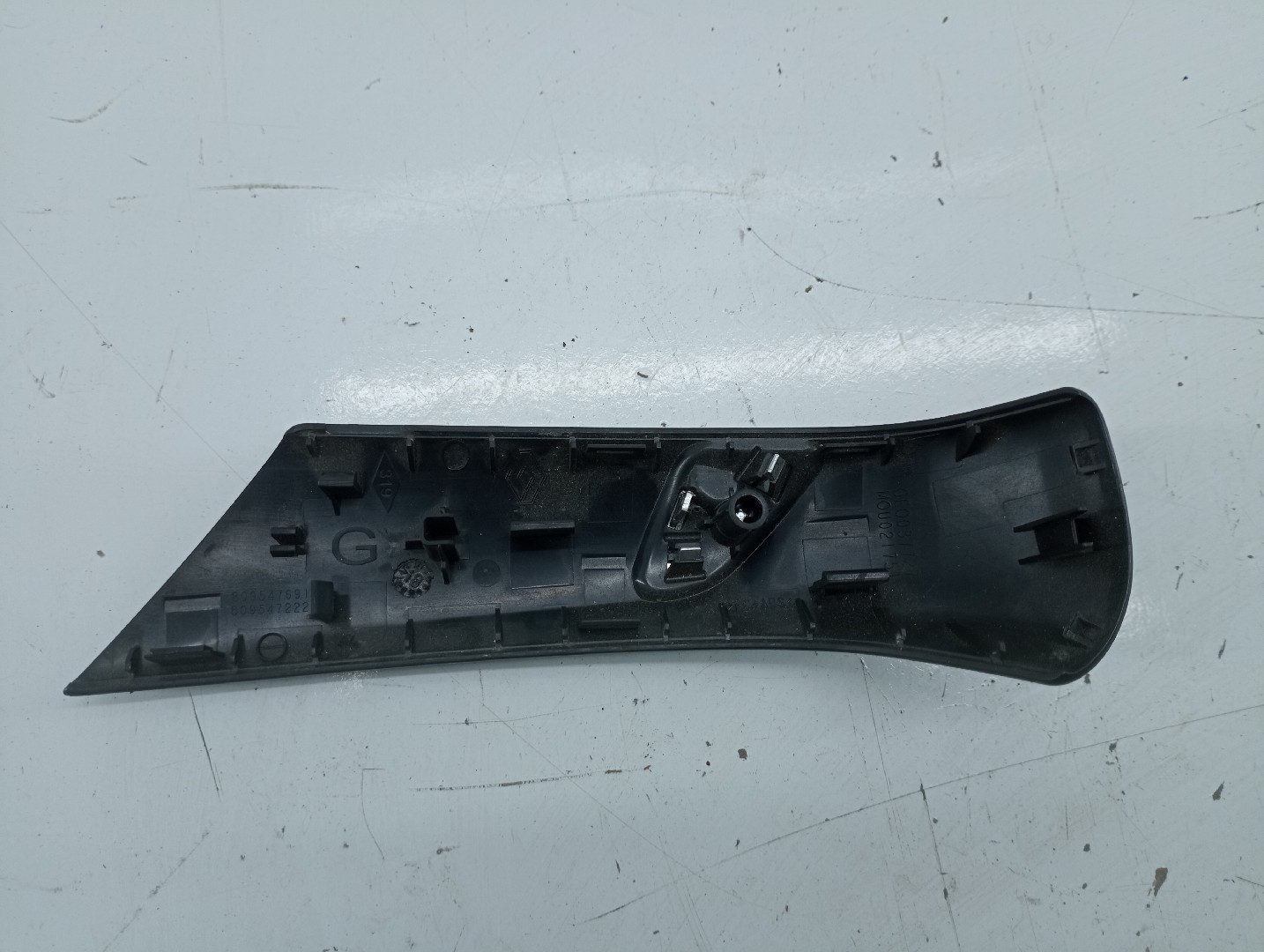 Friso da porta RENAULT MEGANE IV três volumes | 16 -  Imagem-2