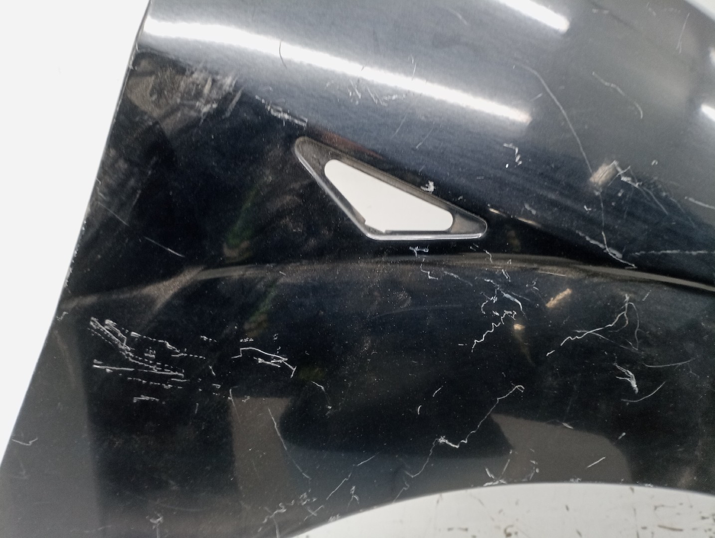 Guarda Lamas Direito FORD FOCUS (DAW, DBW) | 98 - 09 Imagem-2