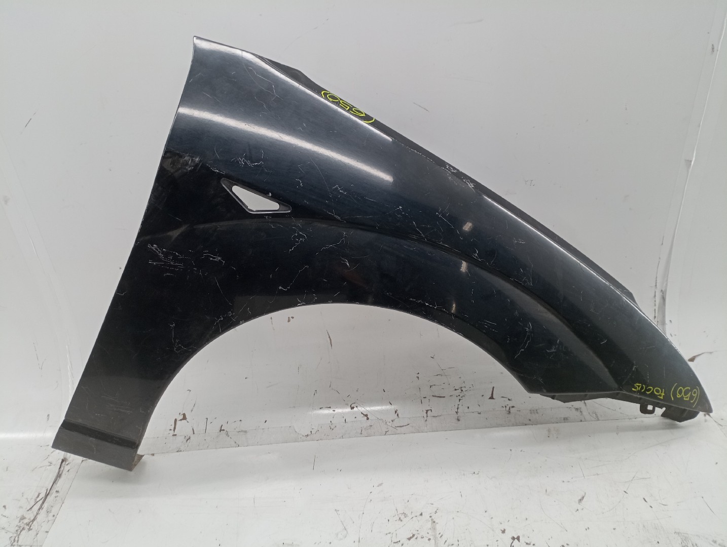 Guarda Lamas Direito FORD FOCUS (DAW, DBW) | 98 - 09 Imagem-7