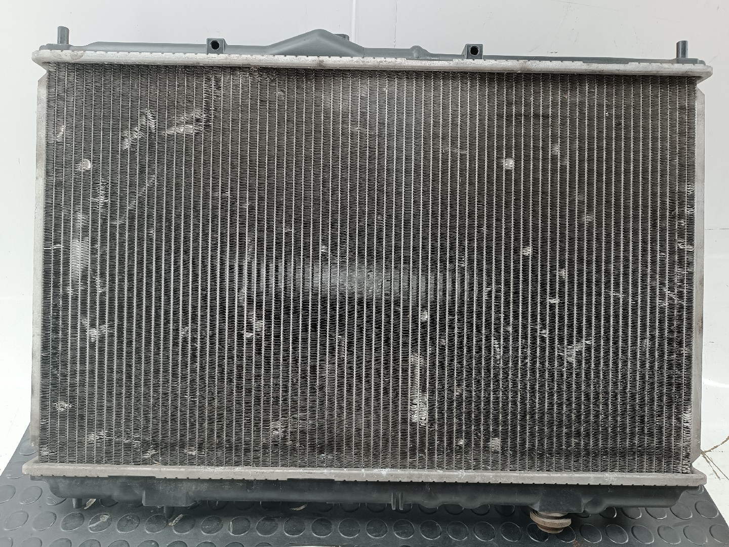 Radiador da Água VOLVO V40 Combi (645) | 95 - 04