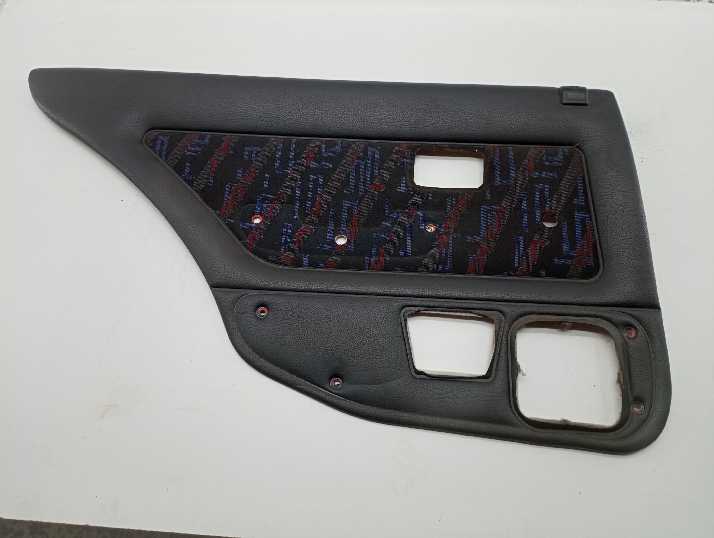 Quartela de porta trás esquerda PEUGEOT 106 II (1A_, 1C_) | 96 - 05
