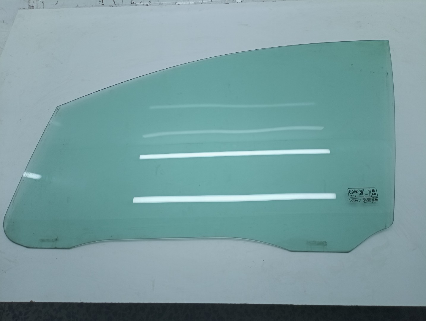 Vidro de Porta Frente Esquerdo FORD C-MAX (DM2) | 07 - 10