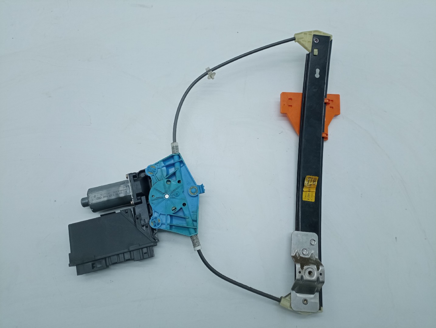 Motor e elevador de vidro trás direito AUDI A4 (8E2, B6) | 00 - 05