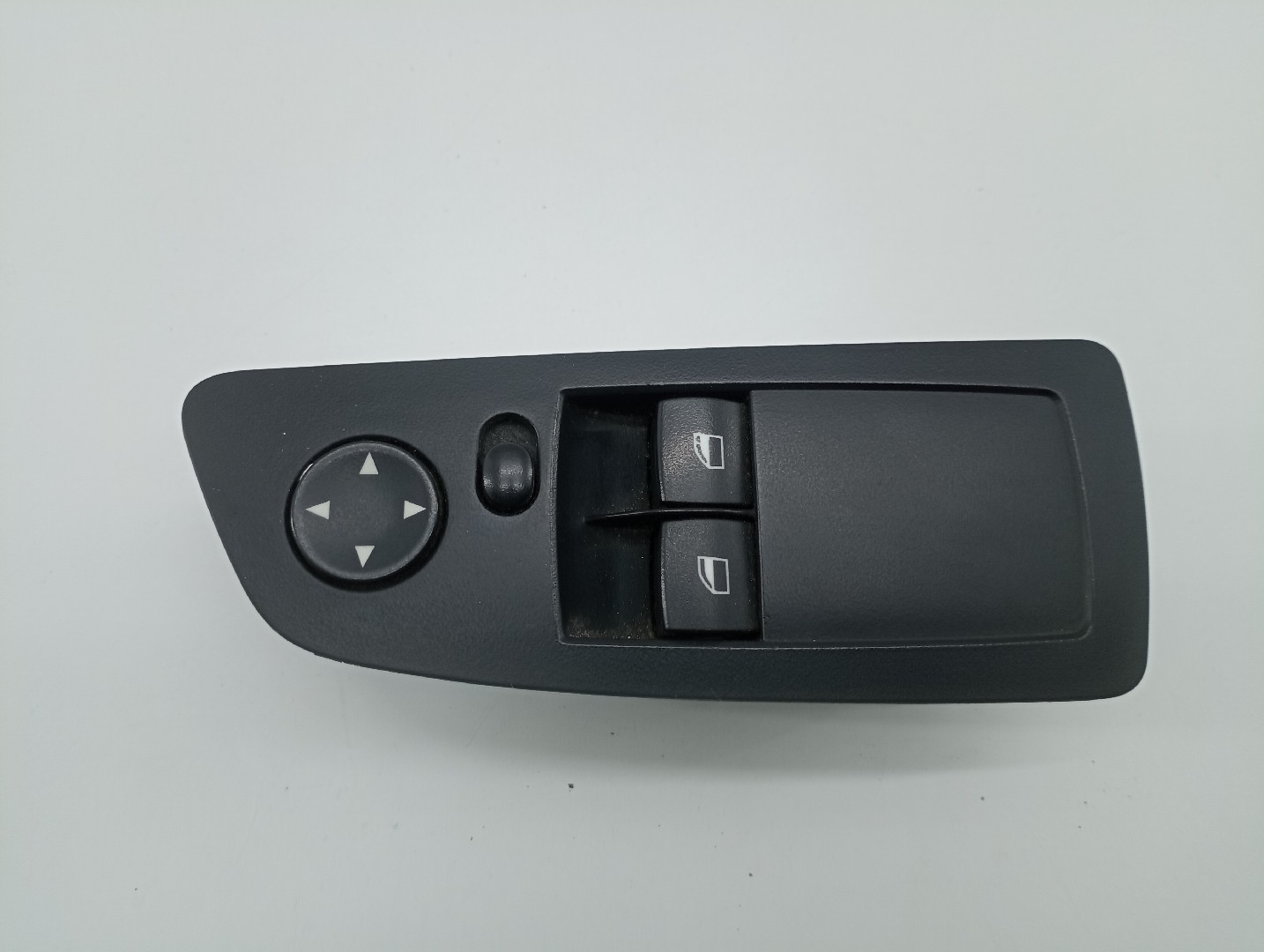 Comutador de vidro frente direito BMW 1 (E87) | 03 - 13