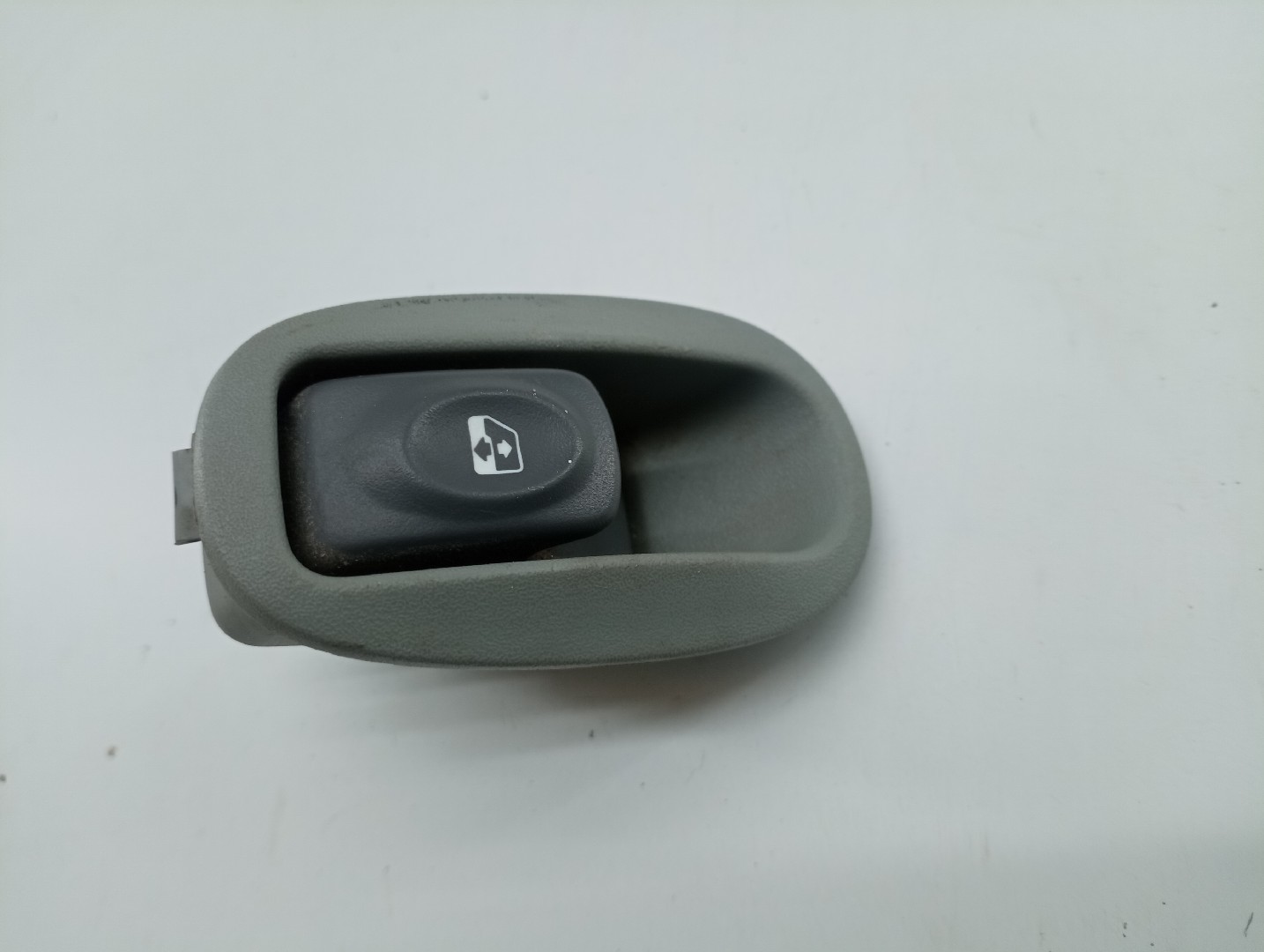 Comutador de vidro traseiro direito RENAULT MEGANE Scenic (JA0/1_) | 96 - 01 Imagem-6