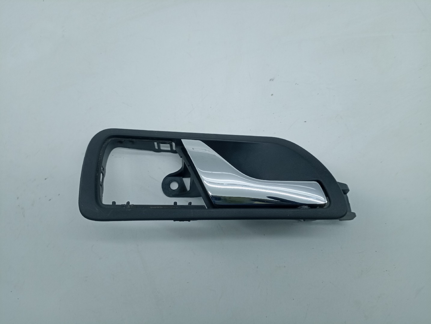 Puxador interior de porta traseira direita SKODA FABIA I três volumes (6Y3) | 99 - 07 Imagem-4
