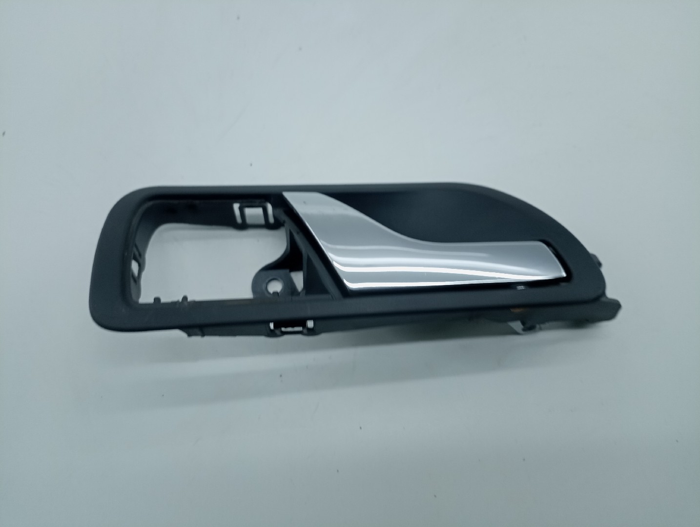 Puxador interior de porta traseira direita SKODA FABIA I três volumes (6Y3) | 99 - 07