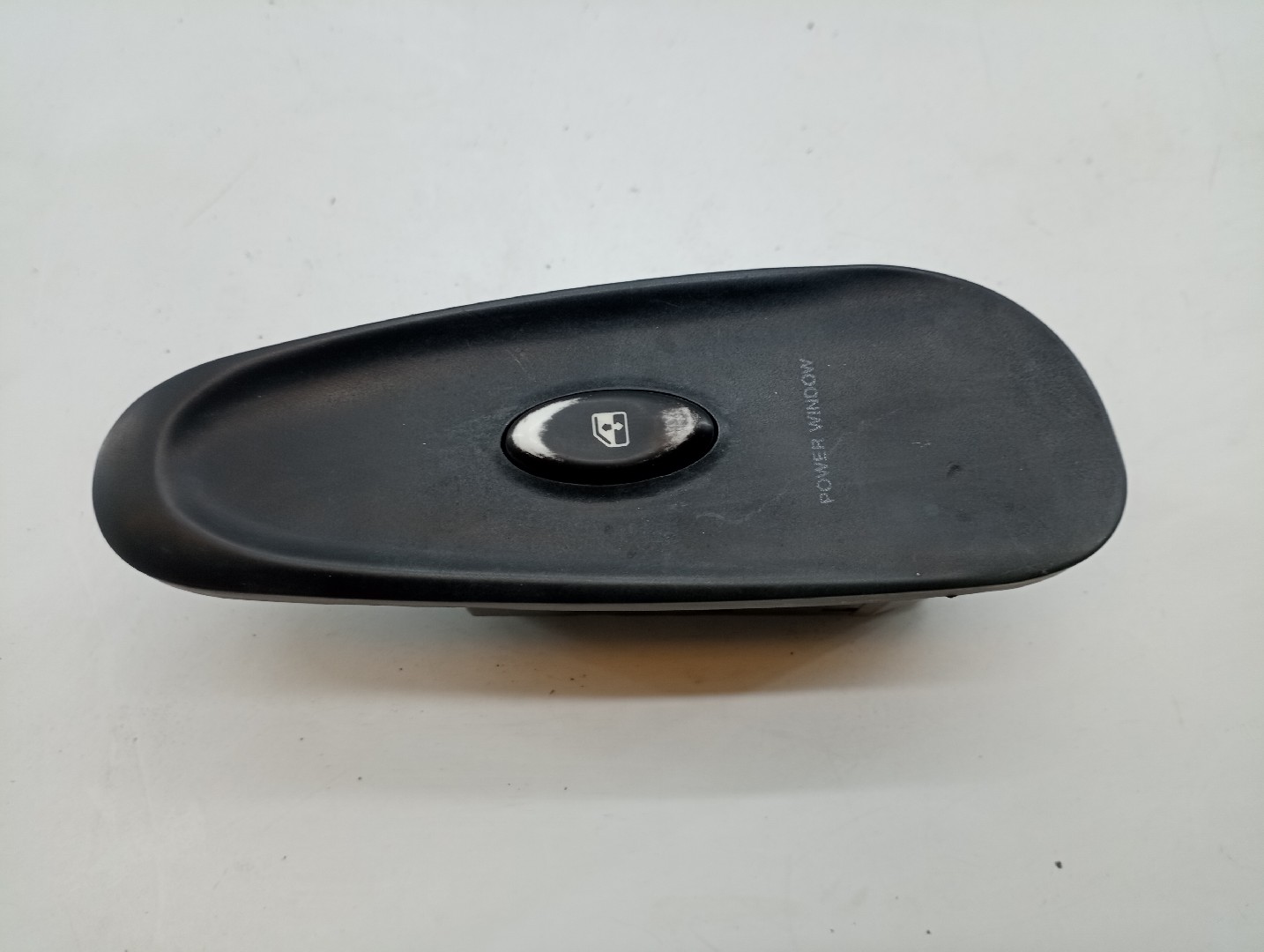 Comutador de vidro frente direito HYUNDAI COUPE (RD) | 96 - 02