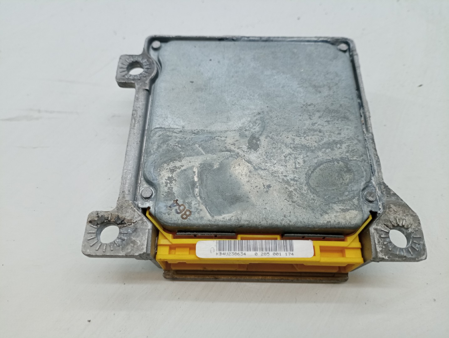 Centralina des coussins gonflables VOLKSWAGEN PASSAT (3B2) | 96 - 01 Imagem-2