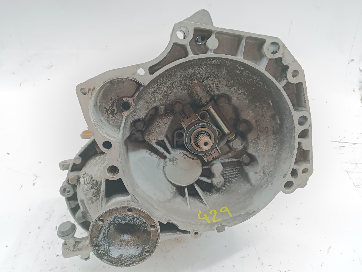 Caixa de velocidades VOLKSWAGEN JETTA II (19E, 1G2, 165) | 83 - 92 Imagem-2