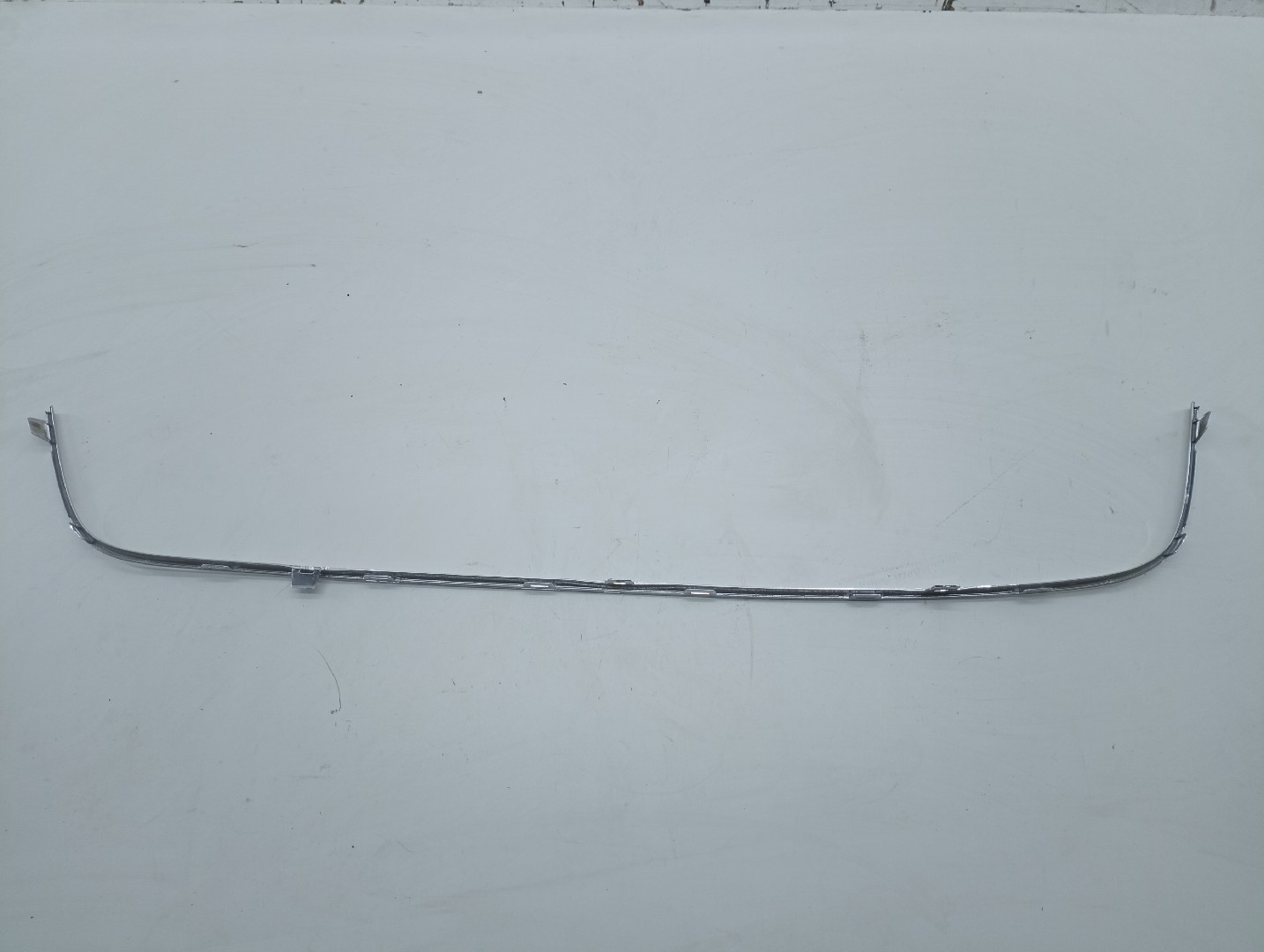 Friso de grelha VOLKSWAGEN GOLF V (1K1) | 03 - 09