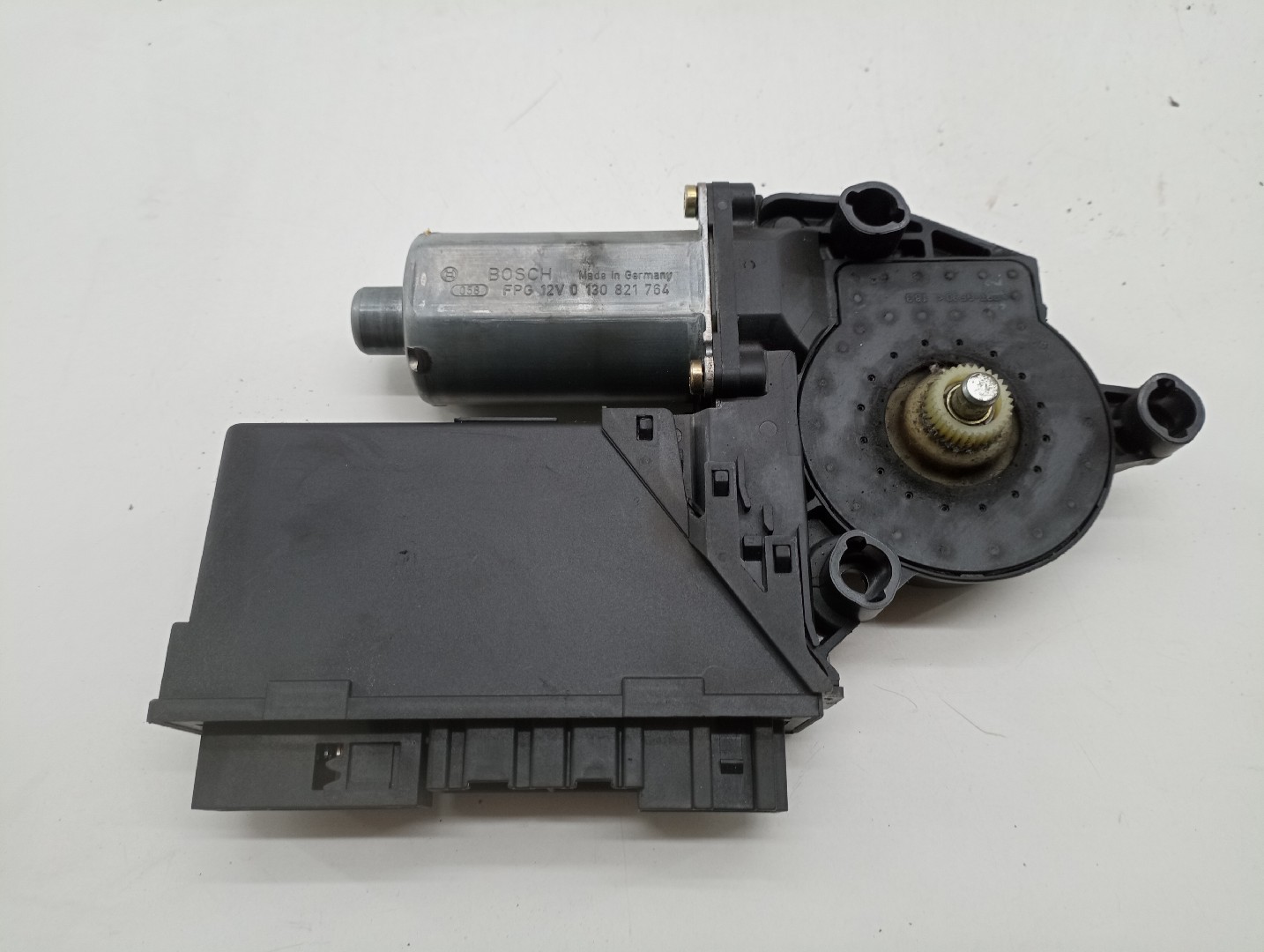 Motor de vidro frente direito AUDI A4 Avant (8E5, B6) | 00 - 05