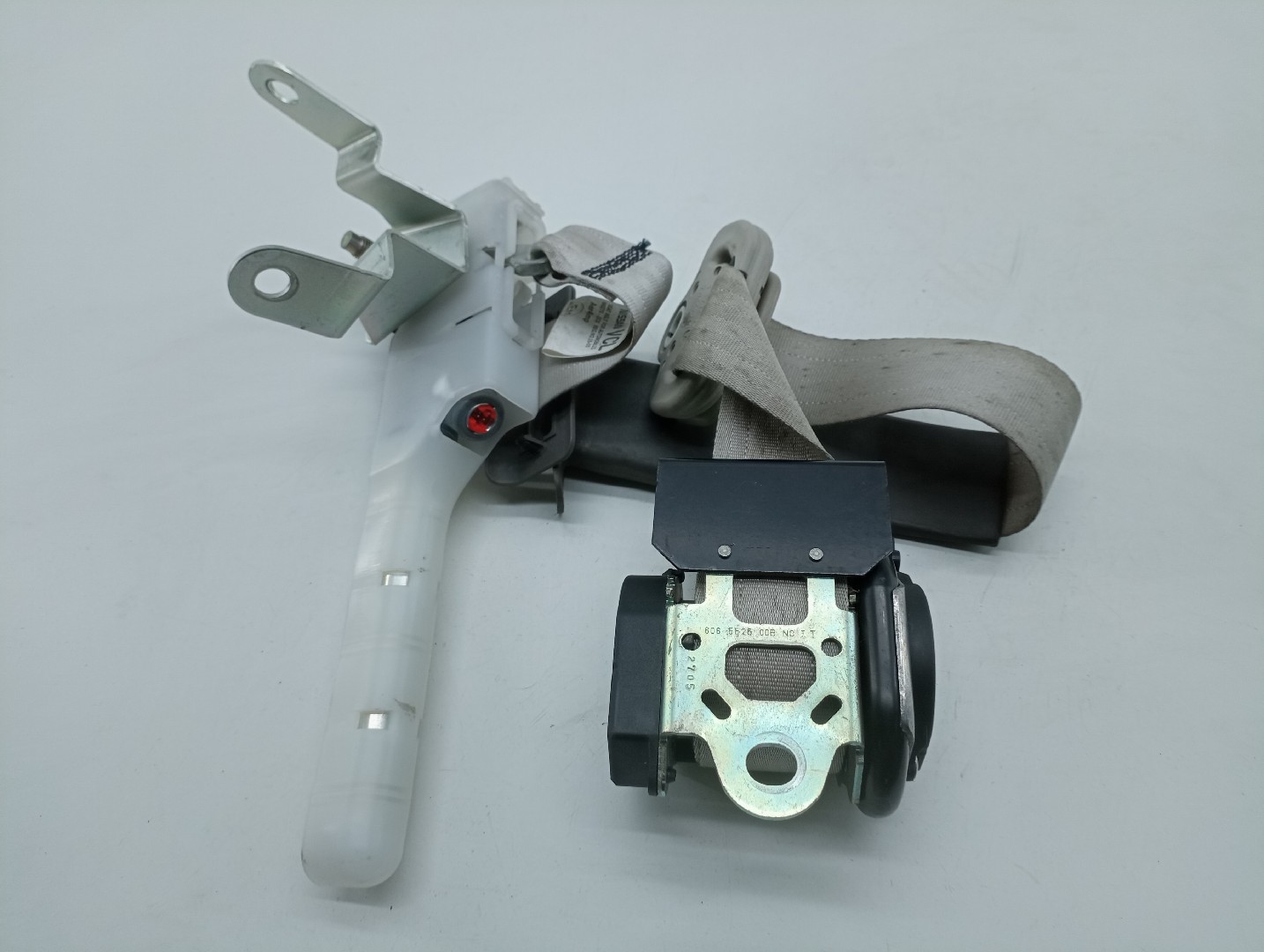 Pré tensor frente esquerdo NISSAN LEAF (ZE0) | 10 -  Imagem-2