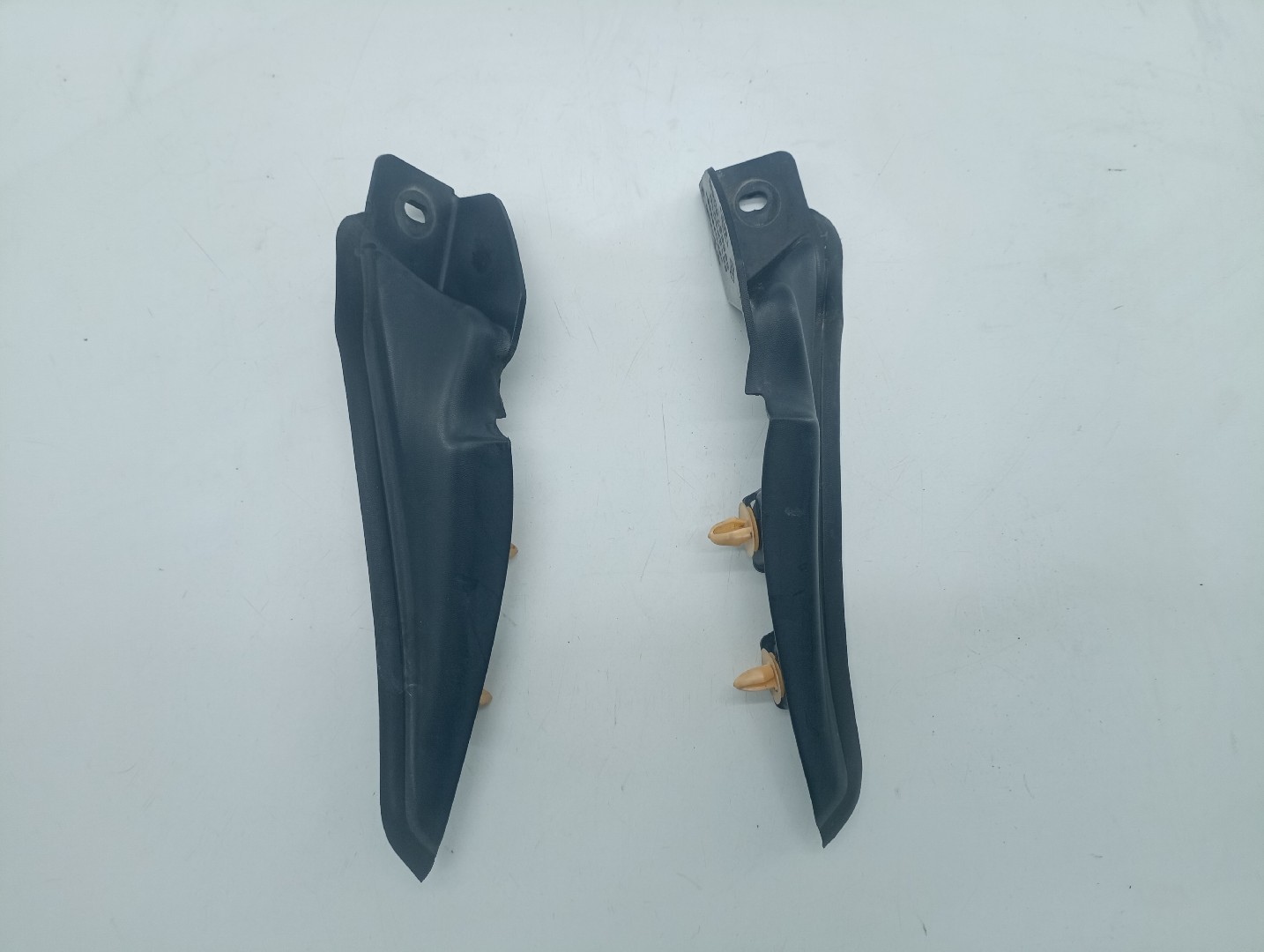Acabamento exterior direito/ esquerdo RENAULT CAPTUR I (J5_, H5_) | 13 - 