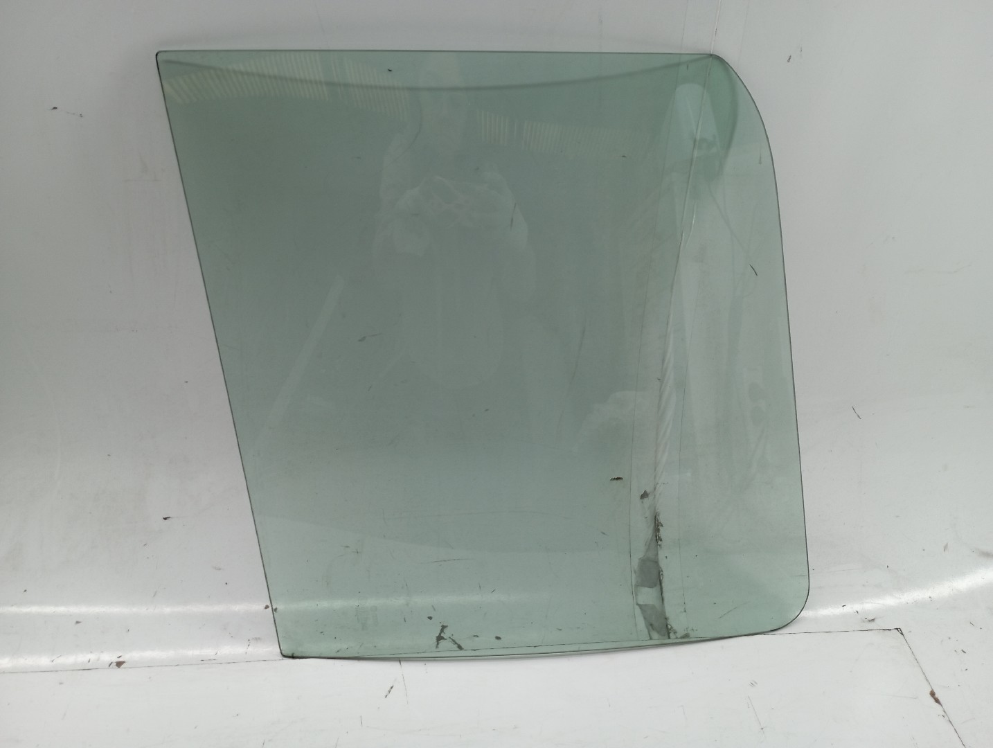 Vidro de Porta Frente Esquerdo VOLKSWAGEN JETTA IV (162, 163, AV3, AV2) | 08 -  Imagem-3