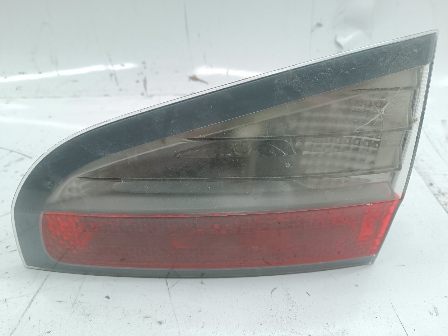 Farolim da Mala Direito FORD S-MAX (WA6) | 06 - 14 Imagem-2