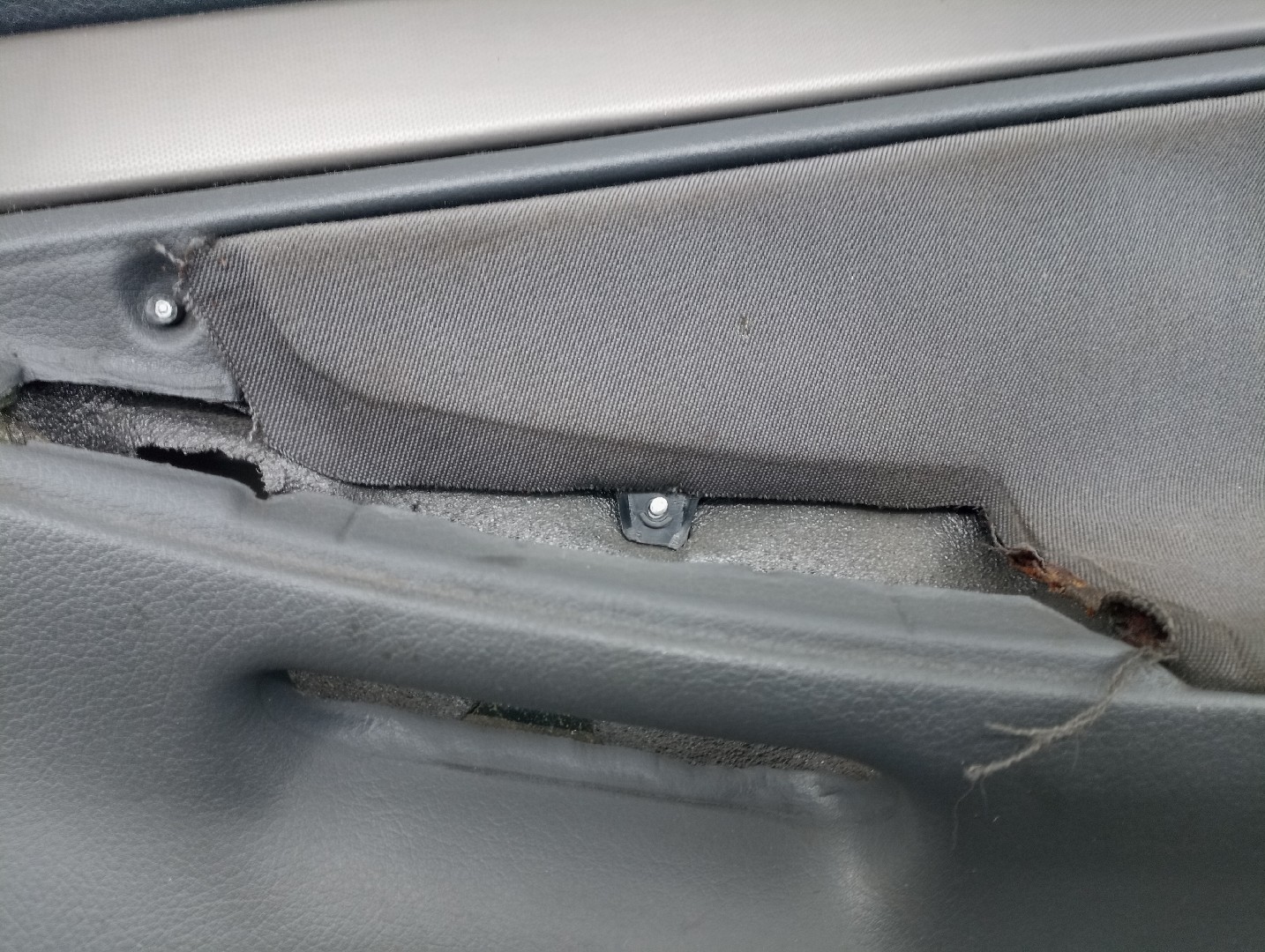 Quartela de porta trás direita AUDI A4 (8D2, B5) | 94 - 01 Imagem-2