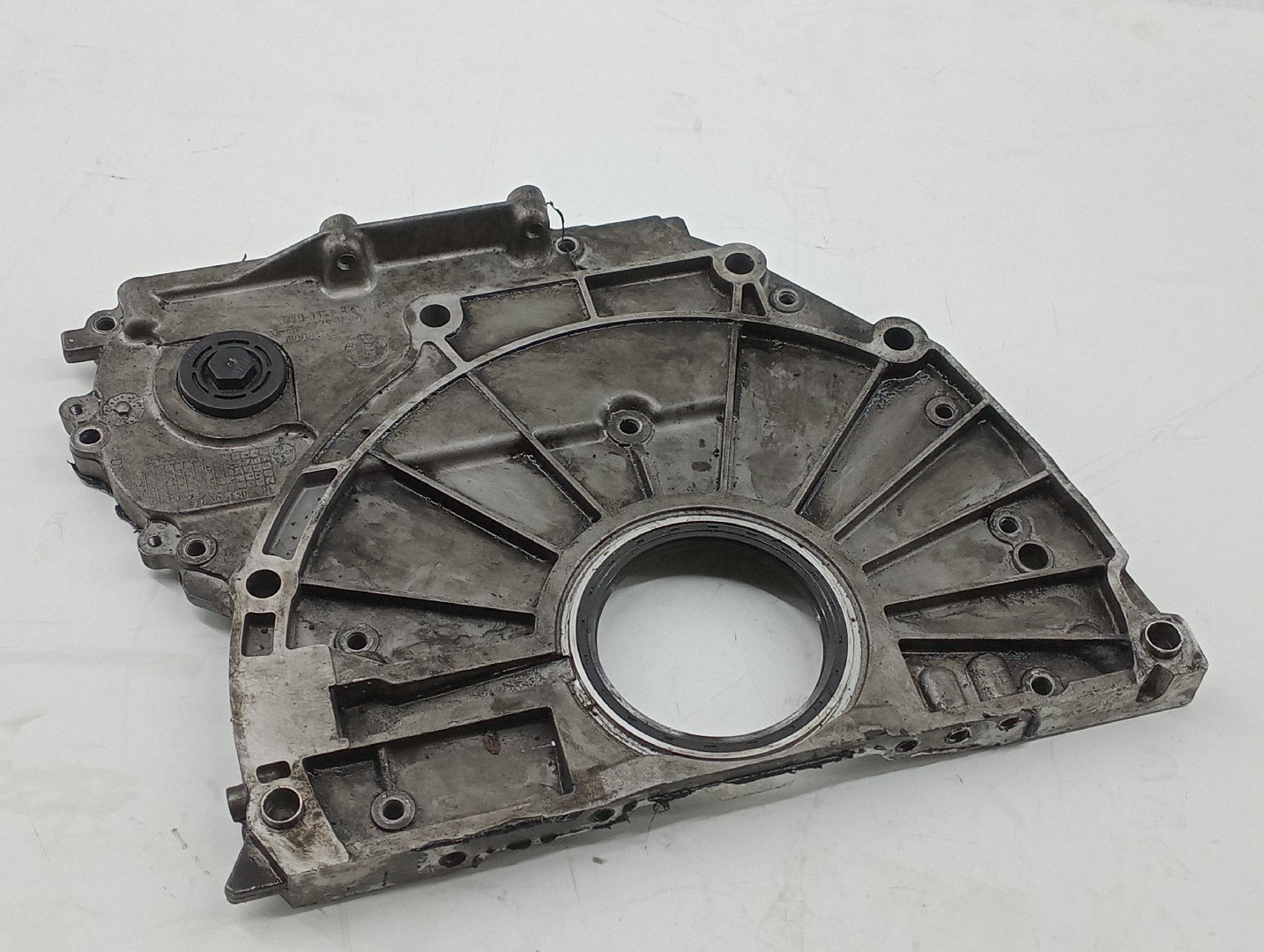 Tampa de distribuição BMW 5 (F10) | 09 - 16