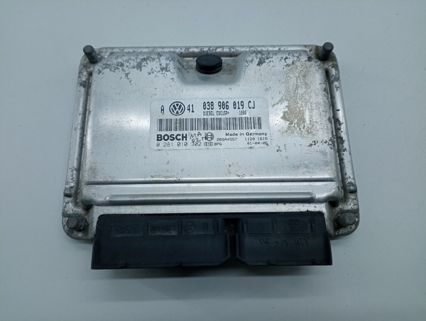 Centralina de Motor VOLKSWAGEN GOLF IV (1J1) | 97 - 07