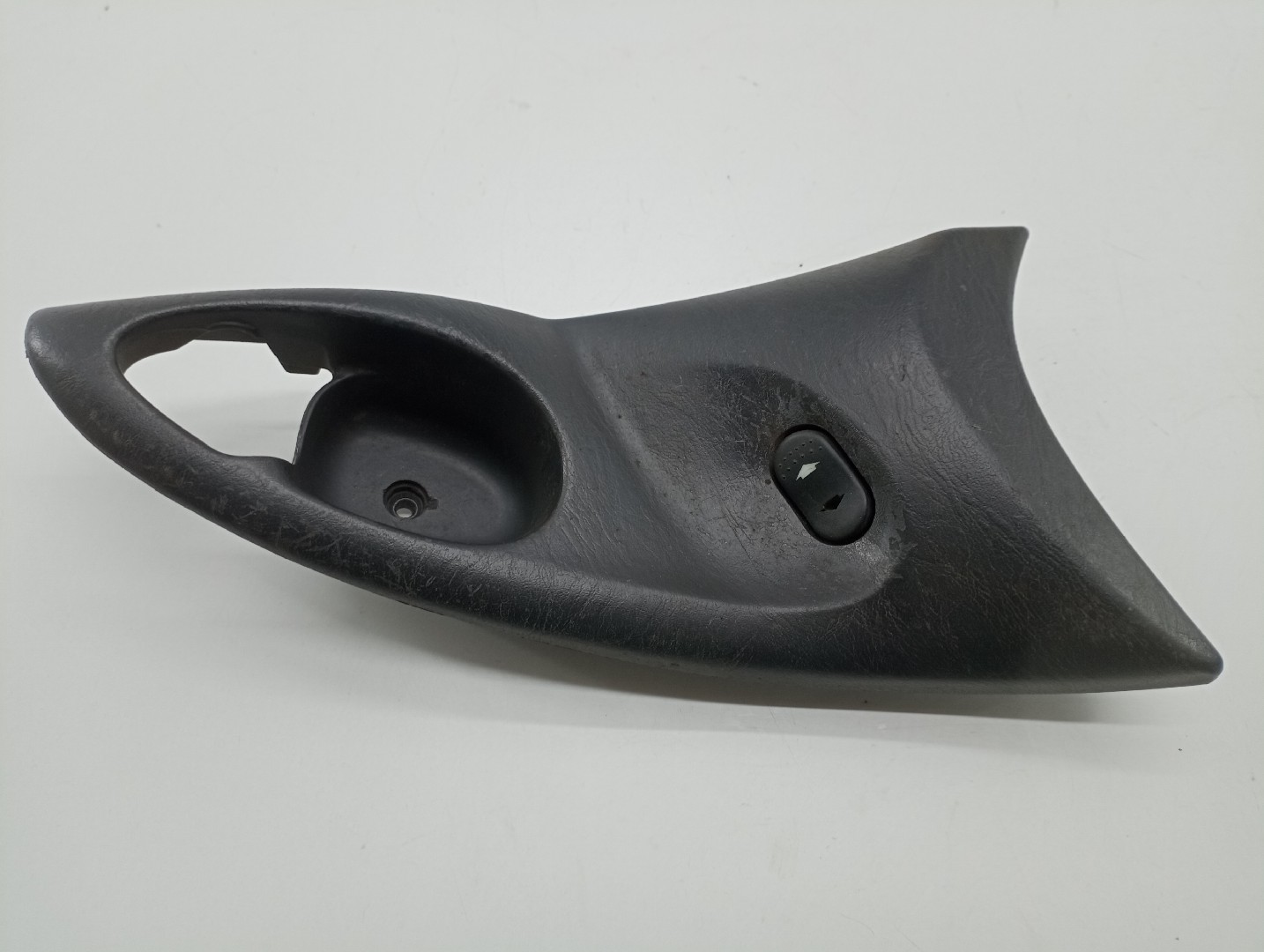 Comutador de vidro frente direito FORD FOCUS (DAW, DBW) | 98 - 09