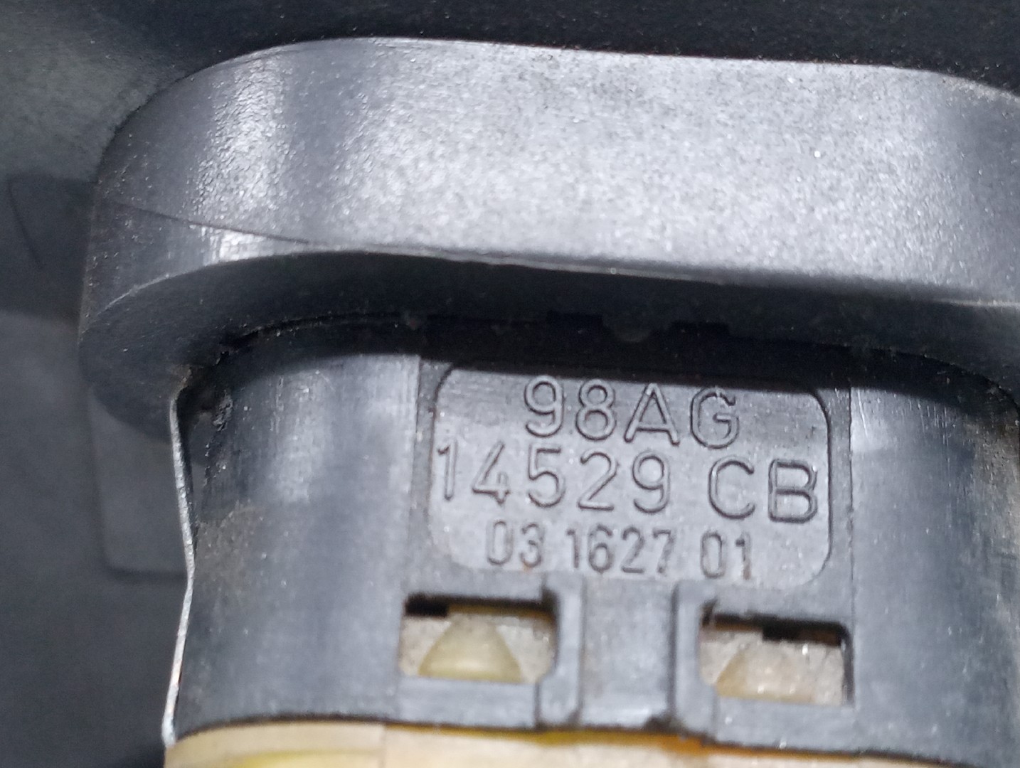 Comutador de vidro frente direito FORD FOCUS (DAW, DBW) | 98 - 09 Imagem-5