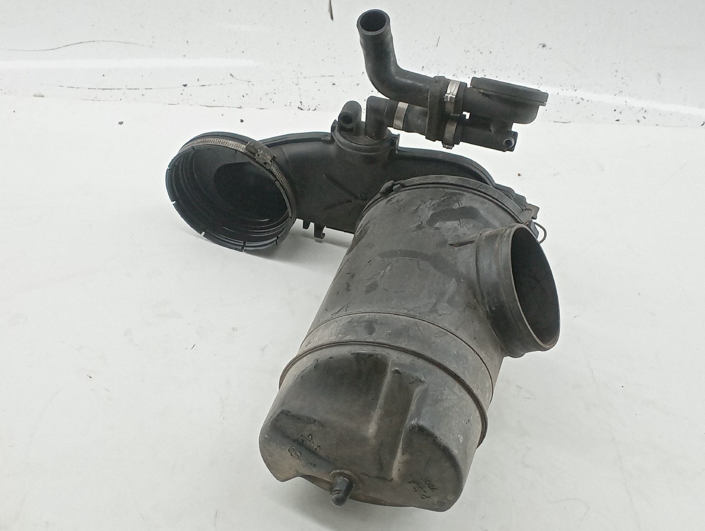 Caixa de filtro de ar PEUGEOT 106 II (1A_, 1C_) | 96 - 05