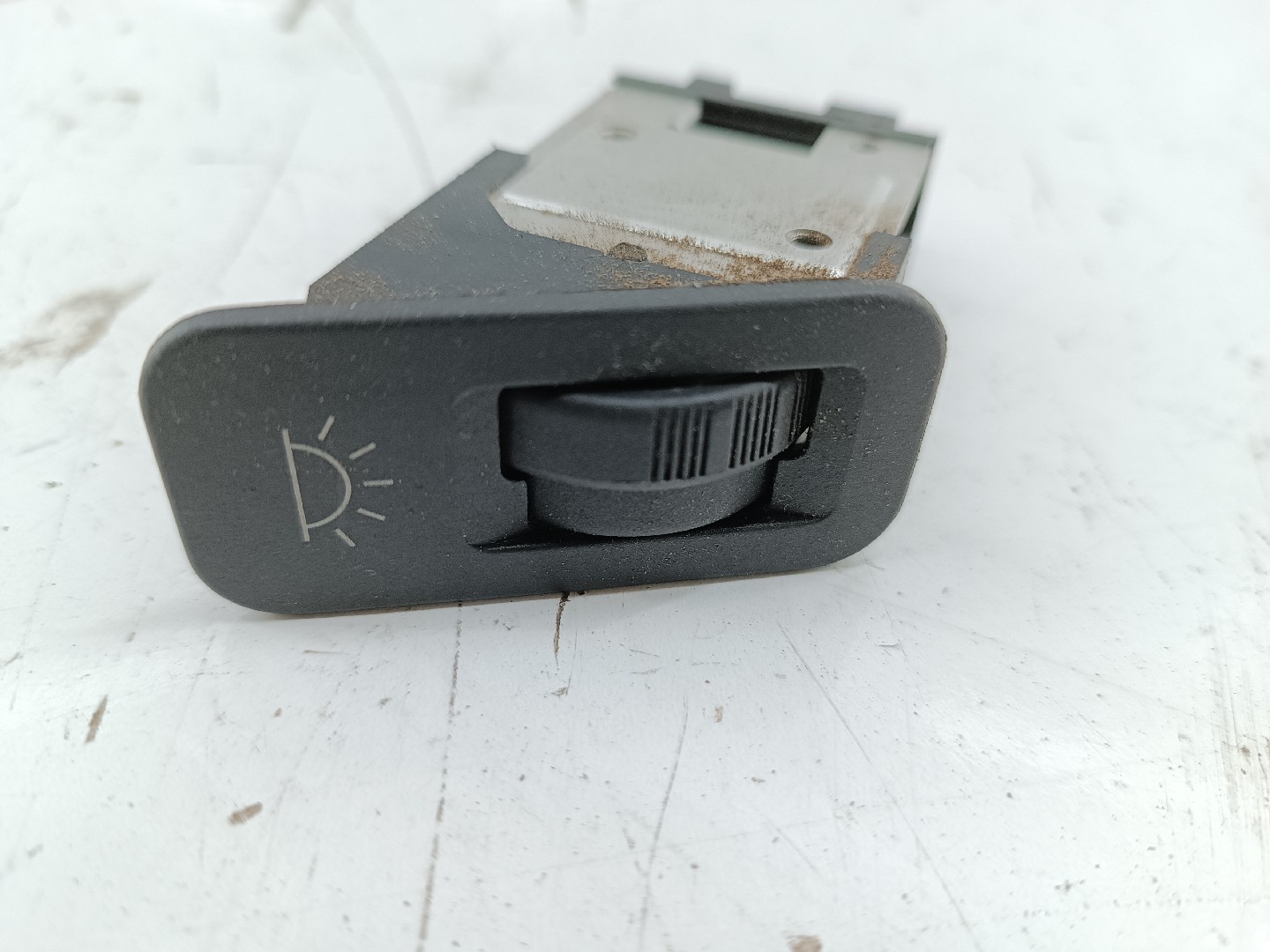 Regulador de luzes PEUGEOT 106 II (1A_, 1C_) | 96 - 05 Imagem-2