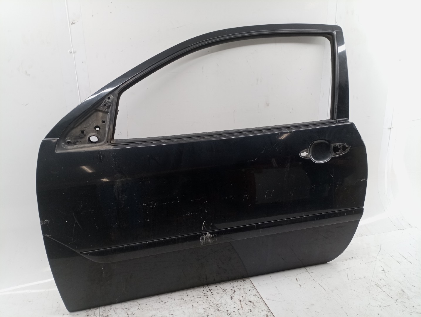 Porta Frente Esquerda FORD FOCUS (DAW, DBW) | 98 - 09