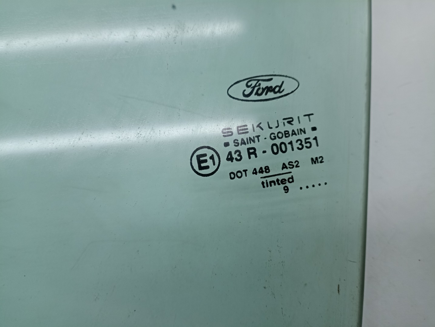 Vidro de Porta Frente Esquerdo FORD FOCUS (DAW, DBW) | 98 - 09 Imagem-1