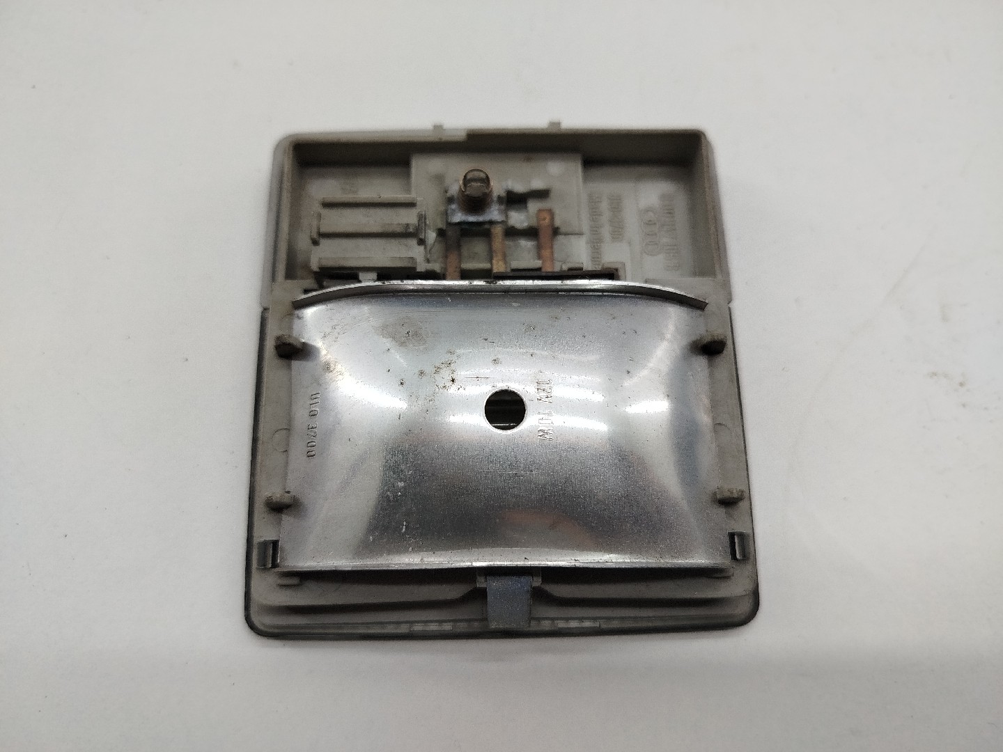 Luz interior AUDI A4 Avant (8D5, B5) | 94 - 02 Imagem-3