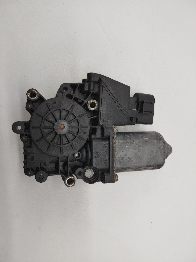 Motor de vidro frente esquerdo AUDI A4 Avant (8D5, B5) | 94 - 02 Imagem-1