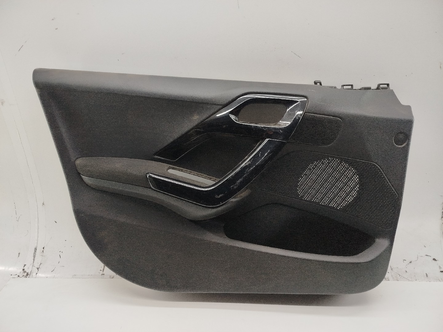 Quartela de porta frente esquerda PEUGEOT 208 I (CA_, CC_) | 12 - 