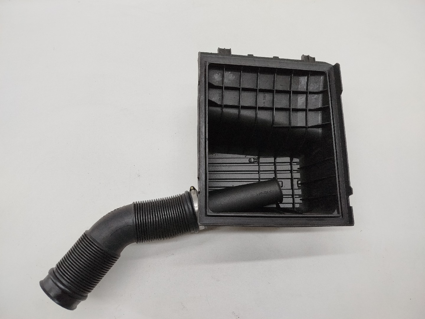 Caixa de filtro de ar com tubo de ar VOLKSWAGEN GOLF III (1H1) | 91 - 98 Imagem-2