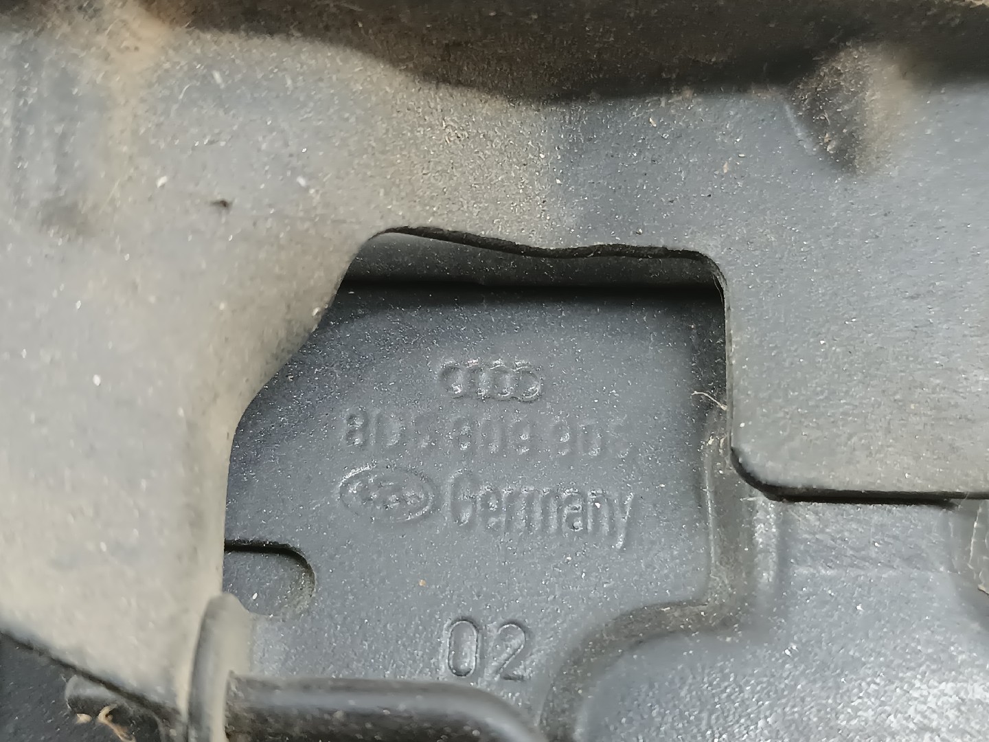 Tampa do deposito de combustível com tampão AUDI A4 (8D2, B5) | 94 - 01 Imagem-1